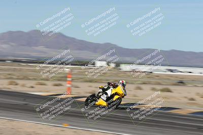 media/Jan-15-2026-Racers Edge (Thu) [[dfebeb70ab]]/2-A Group/Session 2 Turn 11 Side/